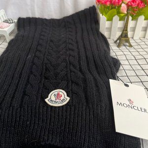 Moncler scarf